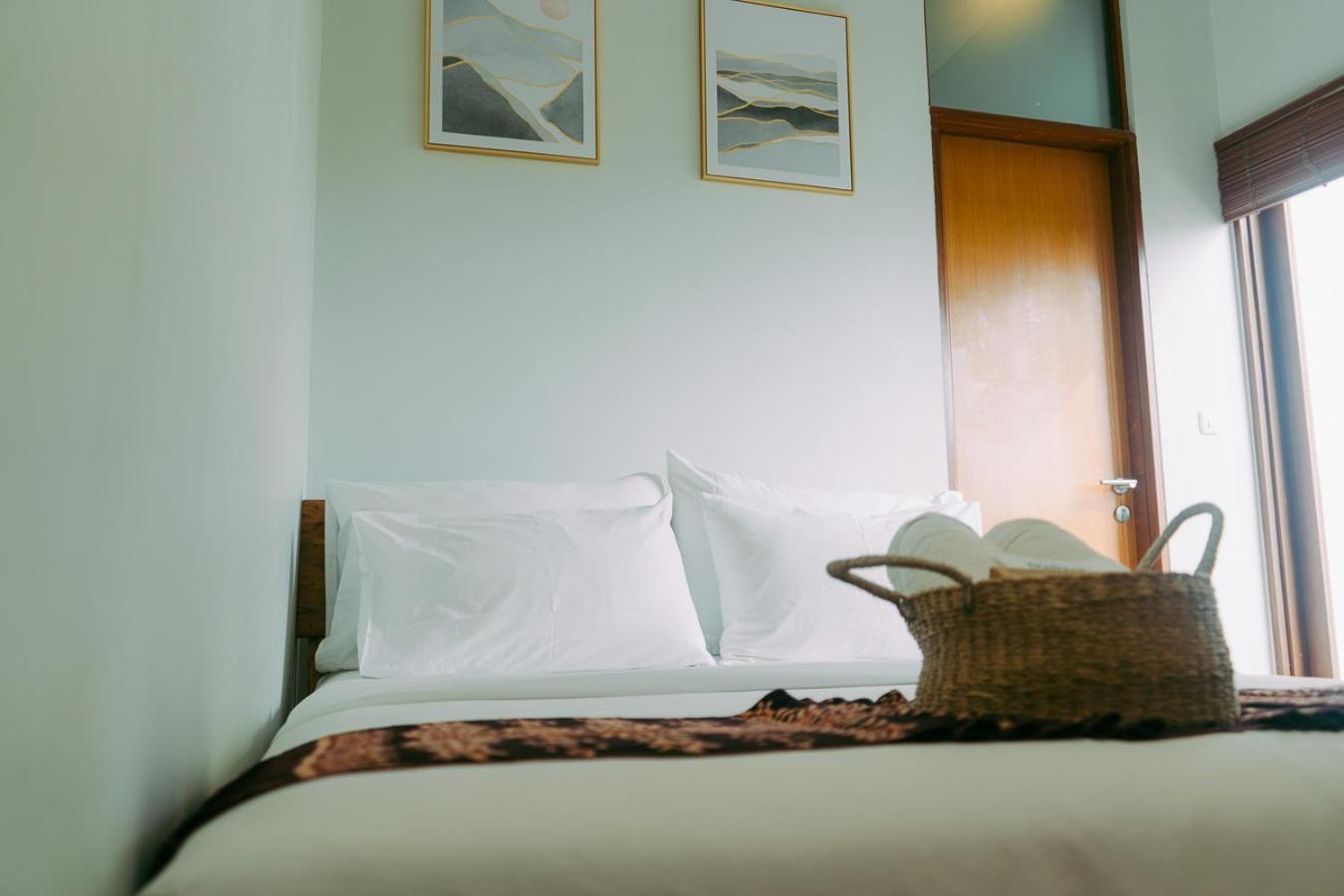 Escape Bajo Hotel Labuan Bajo Eksteriør billede