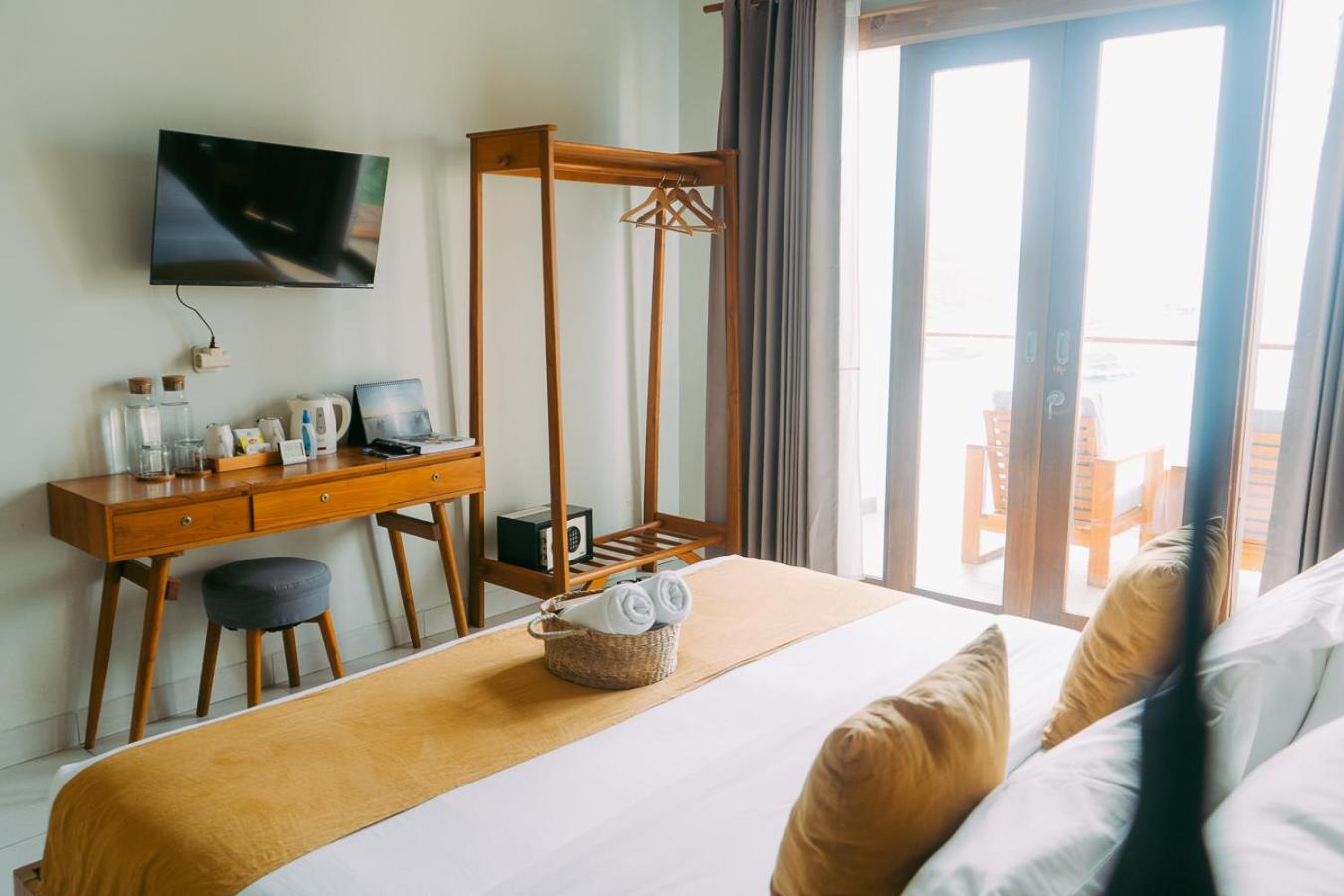Escape Bajo Hotel Labuan Bajo Eksteriør billede
